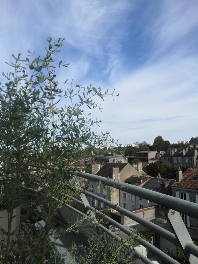 Appartement Le Carmélite à Poitiers Extérieur photo